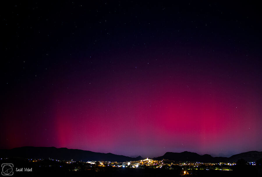 Aurora boreal en Monóvar, astrofotografía de Saúl Vidal